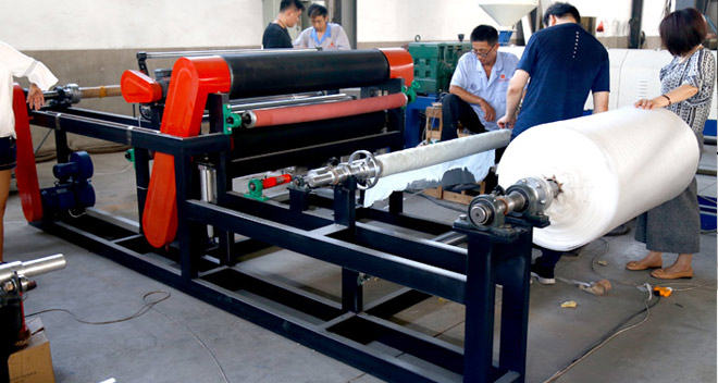 EPE foaming laminating machine